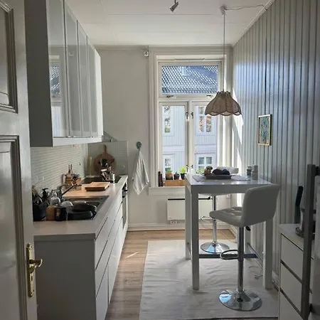Apartment Super In Heart Of *